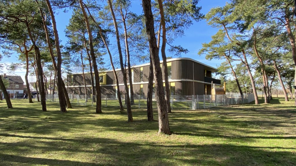 Haus für Kinder am Kiefernwald